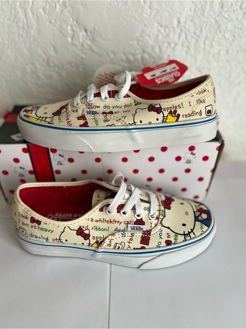 Hello Kitty x Vans 40th Anniversary Special Edition/ 2014 - Picture 6 of 16